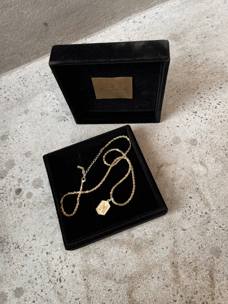 Naszyjnik Initial Złoto