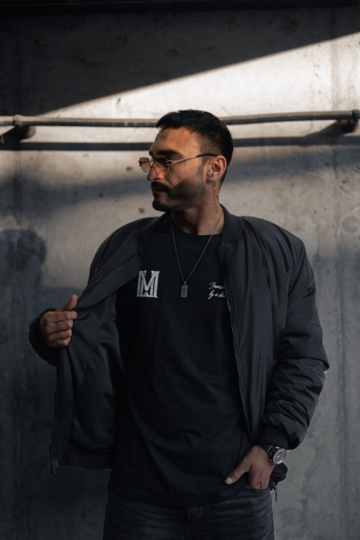 Kurtka Aesthetic Czarne Logo