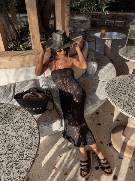 Sukienka Isla Serena Czarna