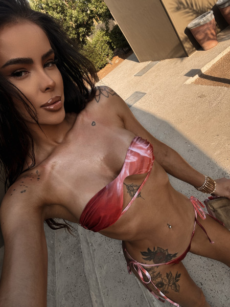 Juvia Bikini Top Ruby (Pre Order)