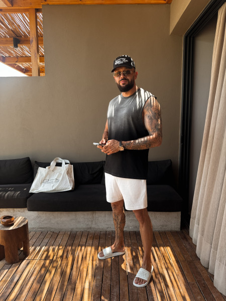 Czapka Design Studio Czarna