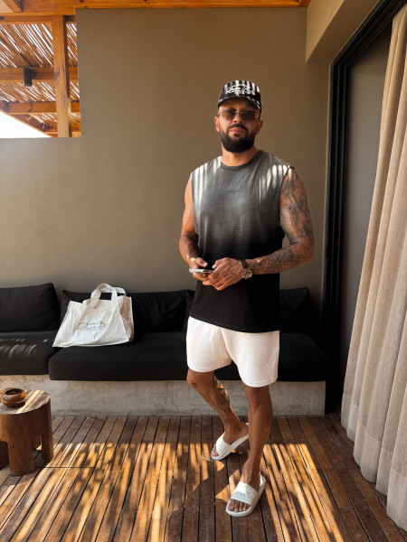 Muscle Tank Obsidian Fade